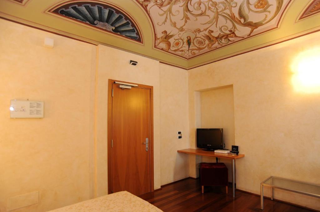 Dimora Del Barone Hotel Romagnano Sesia Værelse billede